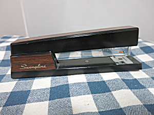 Vintage Metal Swingline Office Stapler Wood Tone Vertical Stapler