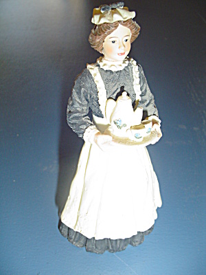 Resin Maid Serving Tea For Doll House Furniture Miniature