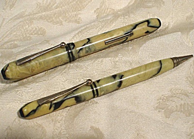 Fountain Pen And Mechanical Pencil Set