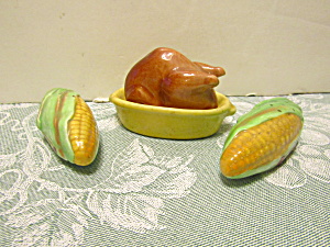 Vintage Turkey In Roaster W/corn Salt & Pepper Shakers