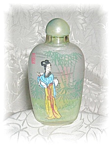 Snuff Bottle Glass Reverse Painted Lady Figure