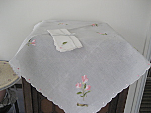 Embroidered Table Cloth With Matching Napkins